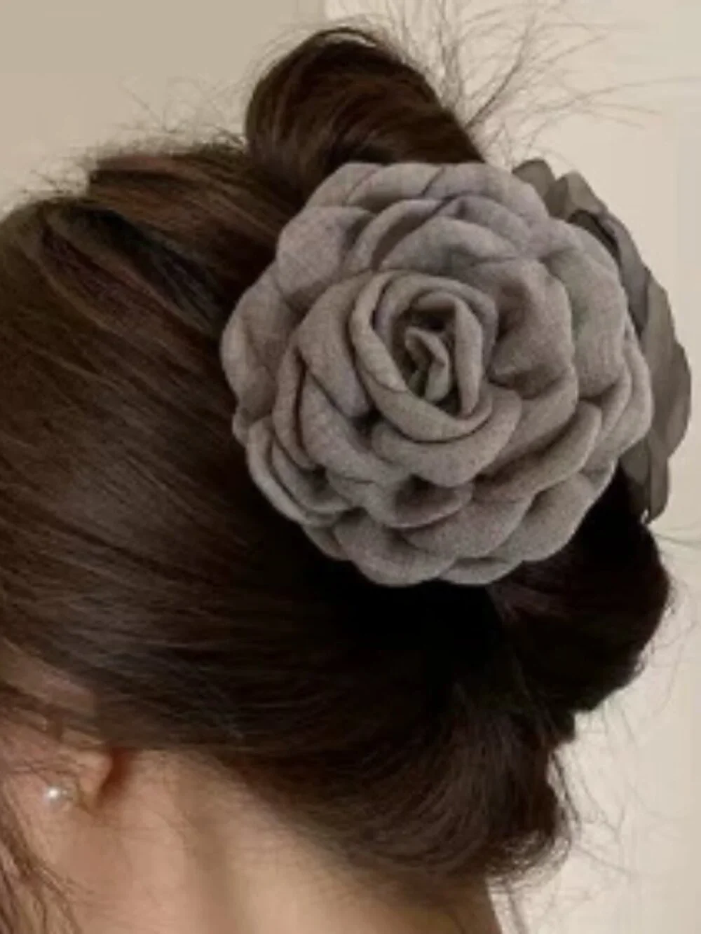 Women's hair clip